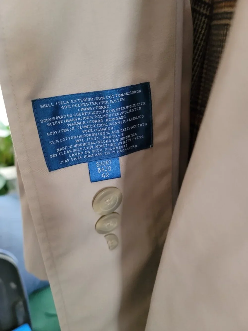 Trench Coat - Picture 3 of 8